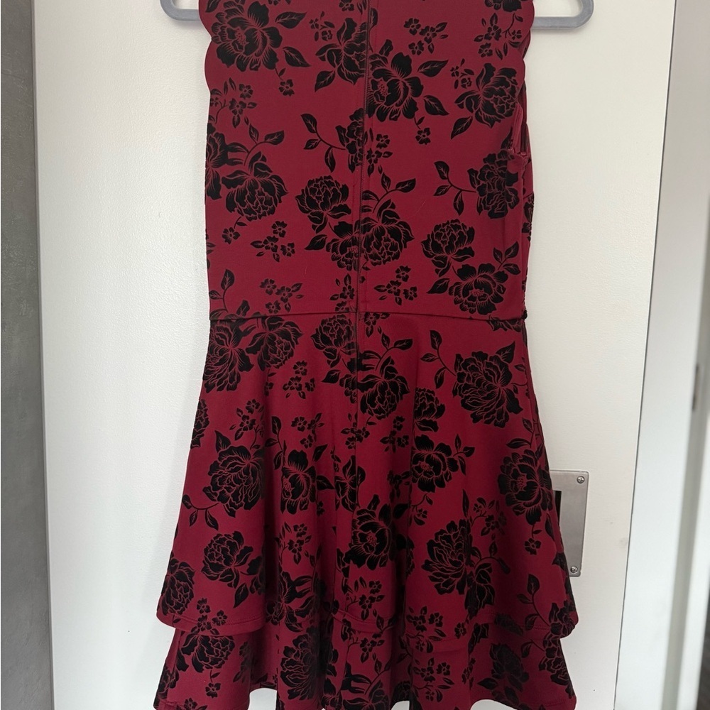 City Studios Women Red and Black Floral Flare Velvet Holiday Dress - Picture 4 of 7